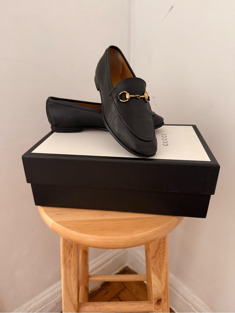 Gucci Black Leather Horsebit Loafers